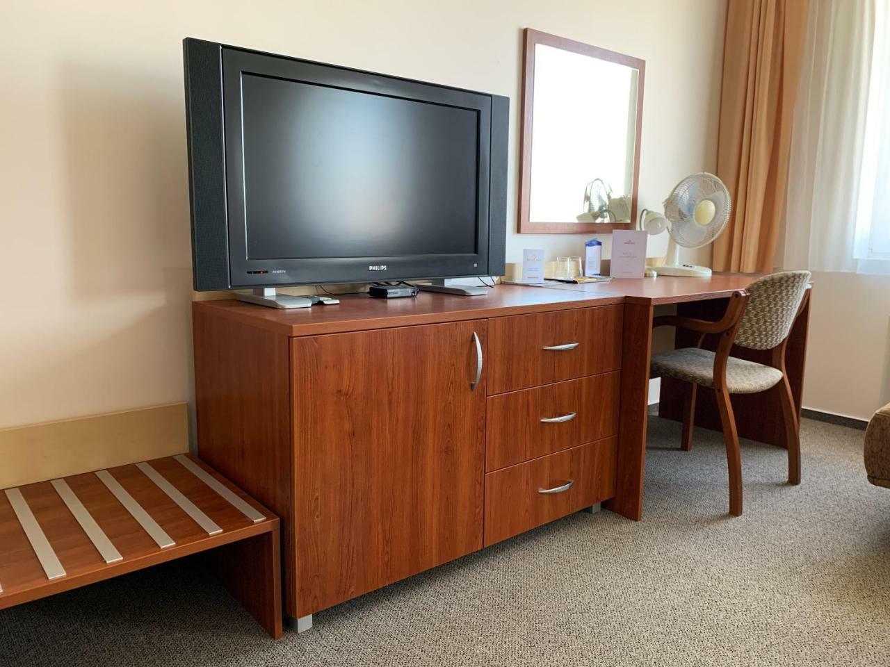Hotel Patriot Vranov nad Toplou Ngoại thất bức ảnh